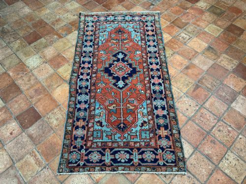 ANTIQUE HERIZ RUG - ADDITIONAL PHOTO 4