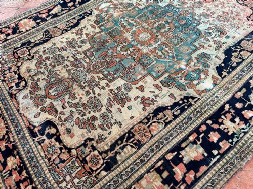 DISTRESSED MOHTASHAM RUG - ADDITIONAL PHOTO 9