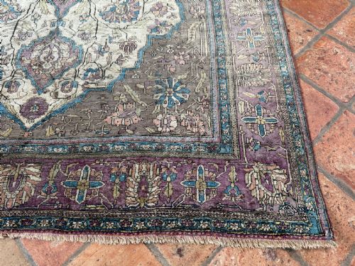 ANTIQUE SILK FARAHAN RUG - ADDITIONAL PHOTO 5