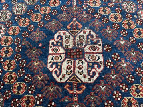 ANTIQUE SHIRAZ RUG - ADDITIONAL PHOTO 5