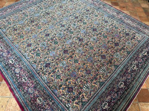 ANTIQUE TEHRAN CARPET - ADDITIONAL PHOTO 1