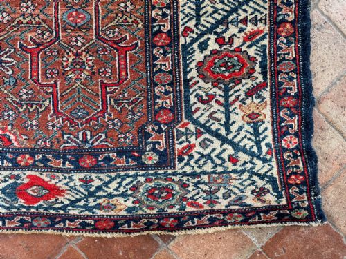 ANTIQUE KURDISH RUG - ADDITIONAL PHOTO 4