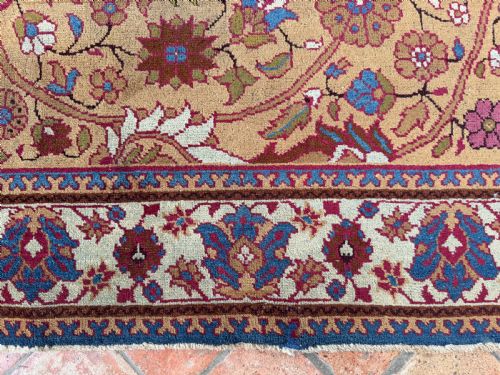 ANTIQUE AGRA RUG - ADDITIONAL PHOTO 1