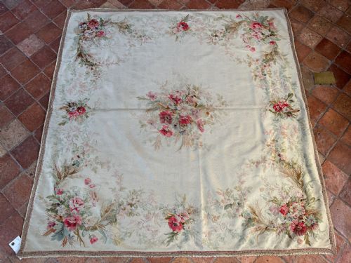 ANTIQUE AUBUSSON RUG - ADDITIONAL PHOTO 6