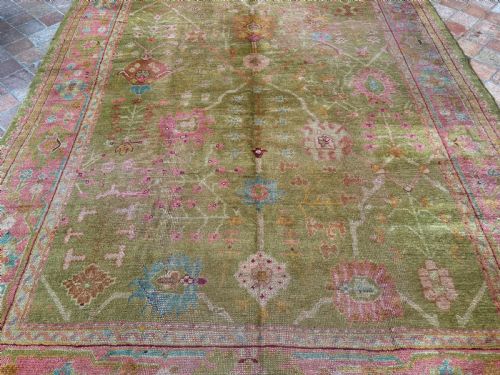 ANTIQUE USHAK CARPET - ADDITIONAL PHOTO 11