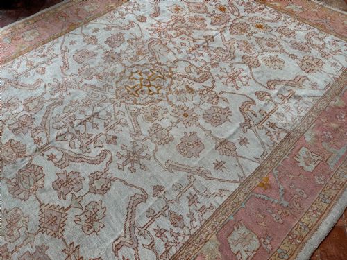 ANTIQUE USHAK CARPET - ADDITIONAL PHOTO 7