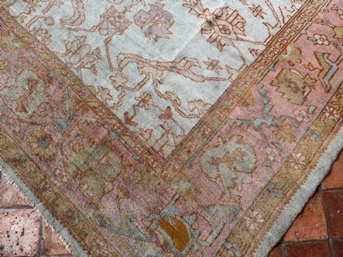 ANTIQUE USHAK CARPET - ADDITIONAL PHOTO 8