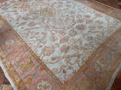 ANTIQUE USHAK CARPET - ADDITIONAL PHOTO 9