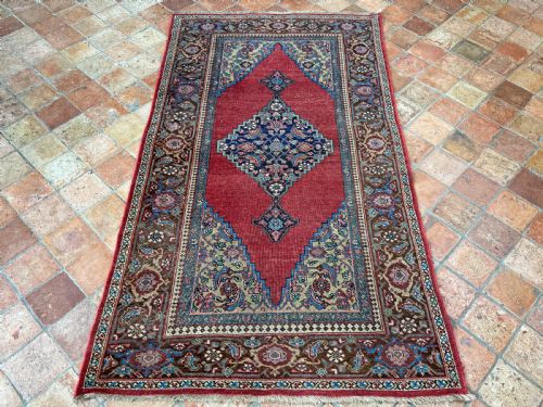 ANTIQUE BIDJAR RUG - ADDITIONAL PHOTO 1
