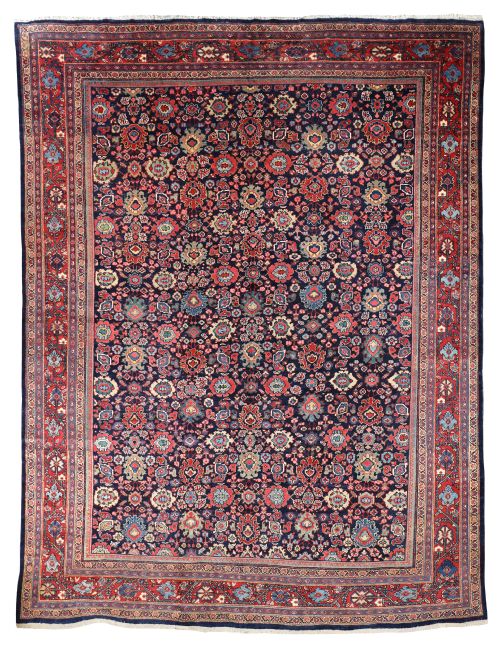 ANTIQUE MAHAL CARPET