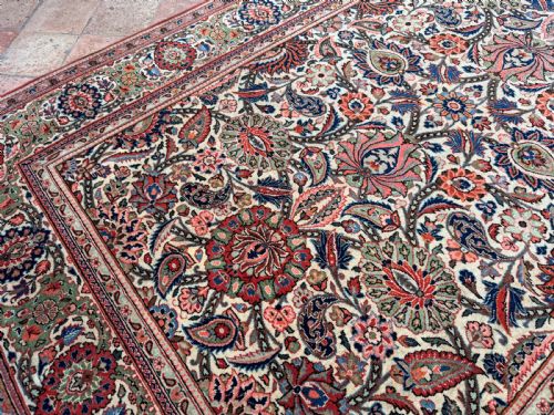 ANTIQUE KASHAN RUG - ADDITIONAL PHOTO 2