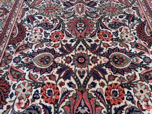 ANTIQUE KASHAN RUG - ADDITIONAL PHOTO 4