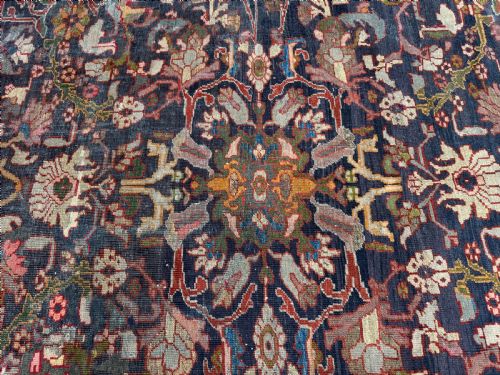 EARLY ANTIQUE SULTANABAD CARPET - ADDITIONAL PHOTO 6