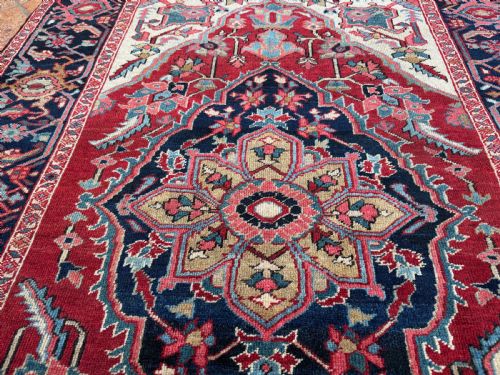 ANTIQUE HERIZ RUG - ADDITIONAL PHOTO 10