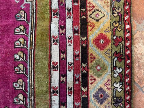 ANTIQUE KIRSHEHIR PRAYER RUG - ADDITIONAL PHOTO 2