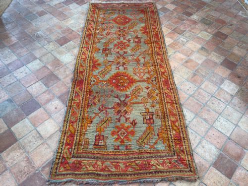 ANTIQUE USHAK RUNNER - ADDITIONAL PHOTO 1