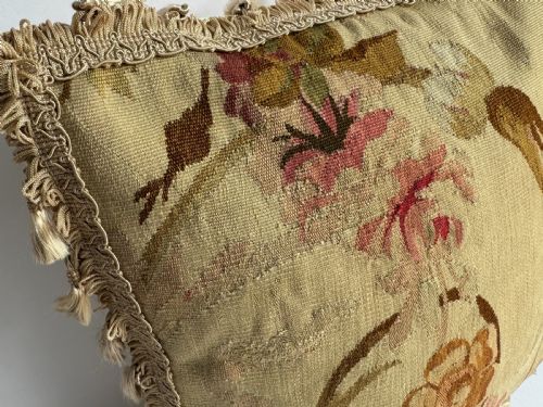 ANTIQUE AUBUSSON CUSHION - ADDITIONAL PHOTO 4