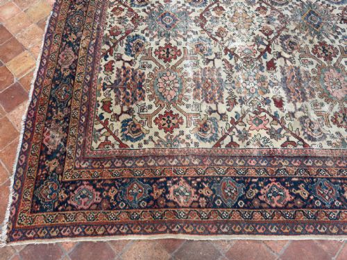 DISTRESSED ANTIQUE MAHAL CARPET - ADDITIONAL PHOTO 4