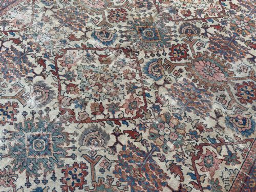 DISTRESSED ANTIQUE MAHAL CARPET - ADDITIONAL PHOTO 7