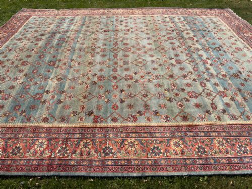 ANTIQUE MAHAL CARPET - ADDITIONAL PHOTO 1