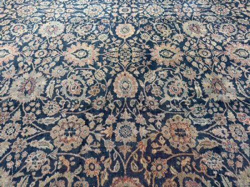 ANTIQUE MAHAL CARPET - ADDITIONAL PHOTO 9