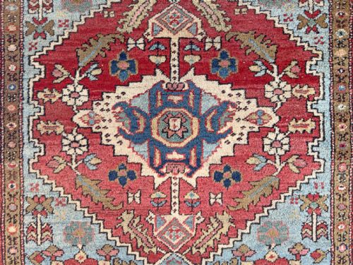ANTIQUE HERIZ RUG - ADDITIONAL PHOTO 4