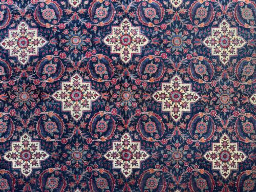 ANTIQUE KIRMAN CARPET - ADDITIONAL PHOTO 2