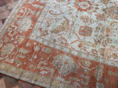 ANTIQUE USHAK CARPET - ADDITIONAL PHOTO 6