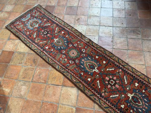 ANTIQUE HERIZ RUNNER - ADDITIONAL PHOTO 1