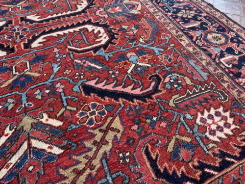 ANTIQUE HERIZ CARPET - ADDITIONAL PHOTO 1