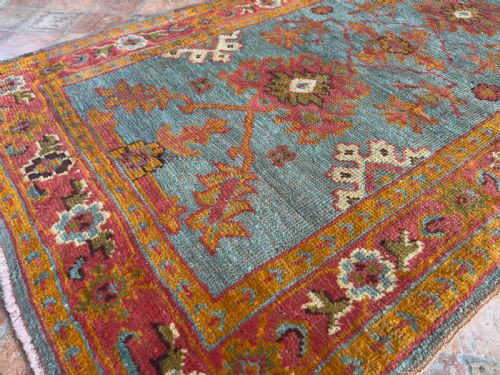 ANTIQUE USHAK RUG - ADDITIONAL PHOTO 3