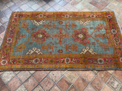 ANTIQUE USHAK RUG - ADDITIONAL PHOTO 10