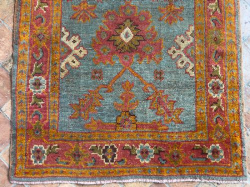 ANTIQUE USHAK RUG - ADDITIONAL PHOTO 11