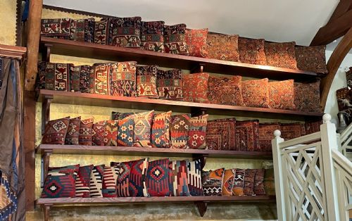 ANTIQUE KILIM CUSHION - ADDITIONAL PHOTO 6
