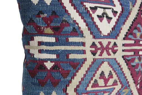 ANTIQUE KILIM CUSHION - ADDITIONAL PHOTO 2
