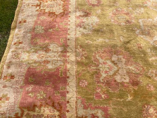 ANTIQUE USHAK CARPET - ADDITIONAL PHOTO 5