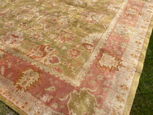 ANTIQUE USHAK CARPET - ADDITIONAL PHOTO 6