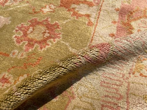 ANTIQUE USHAK CARPET - ADDITIONAL PHOTO 7