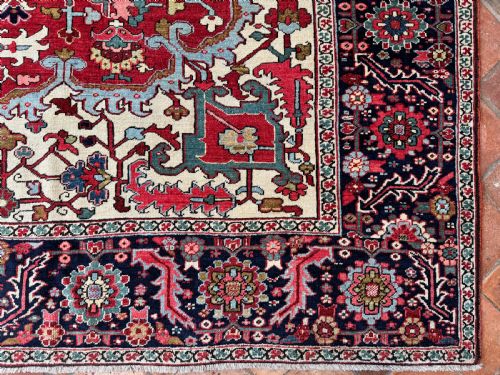 ANTIQUE SERAPI CARPET - ADDITIONAL PHOTO 8