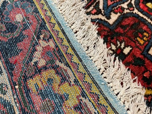 ANTIQUE BAKTIARI CARPET - ADDITIONAL PHOTO 3