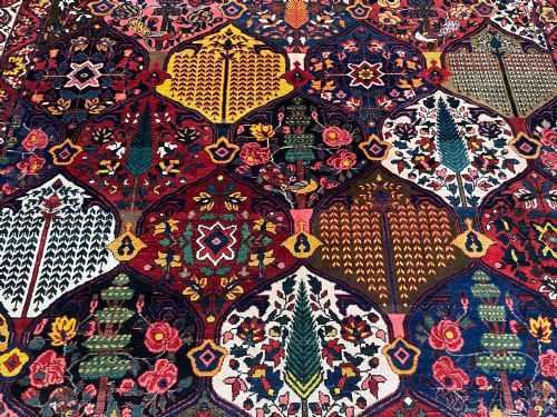 ANTIQUE BAKTIARI CARPET - ADDITIONAL PHOTO 11