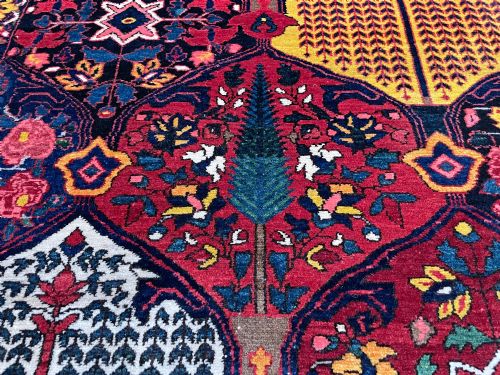 ANTIQUE BAKTIARI CARPET - ADDITIONAL PHOTO 13