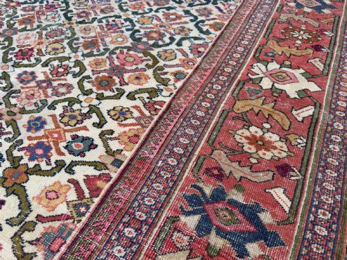 ANTIQUE MAHAL CARPET - ADDITIONAL PHOTO 2