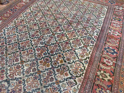 ANTIQUE MAHAL CARPET - ADDITIONAL PHOTO 4