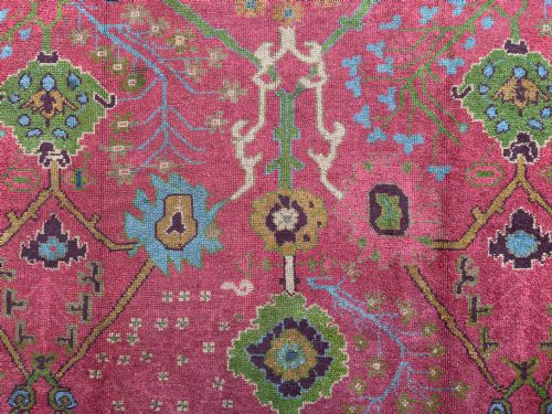 ANTIQUE DONEGAL CARPET - ADDITIONAL PHOTO 2