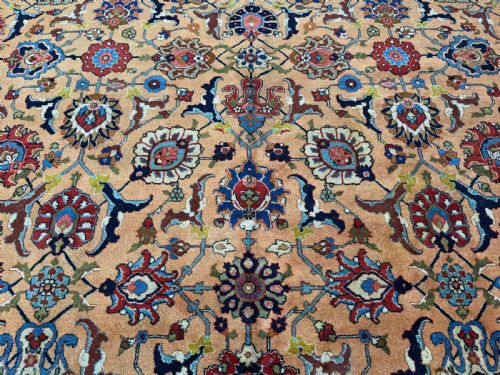 ANTIQUE TABRIZ CARPET - ADDITIONAL PHOTO 3
