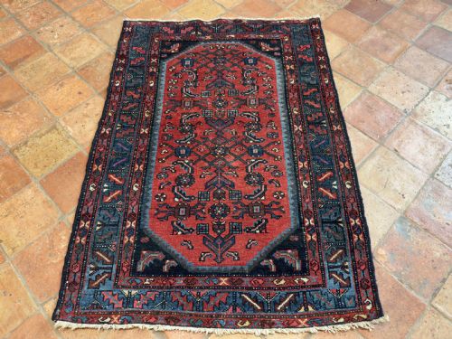 ANTIQUE HAMADAN RUG - ADDITIONAL PHOTO 1