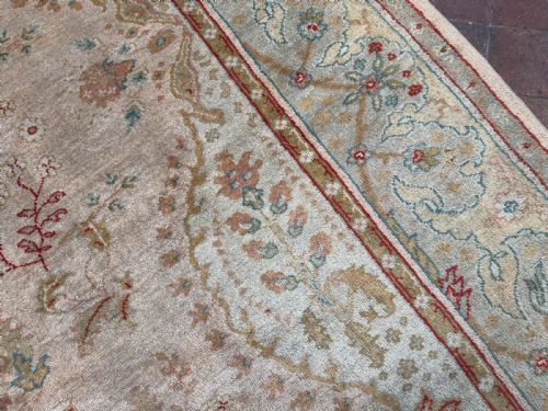 RARE ANTIQUE USHAK CARPET - ADDITIONAL PHOTO 5