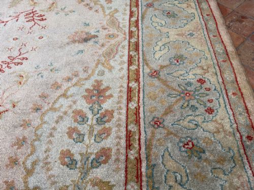 RARE ANTIQUE USHAK CARPET - ADDITIONAL PHOTO 9