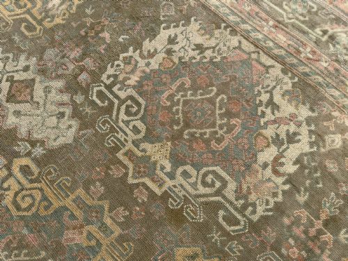 ANTIQUE USHAK CARPET - ADDITIONAL PHOTO 6